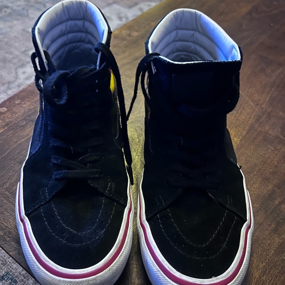 Limited edition Thrasher Vans - Picture 2 of 6